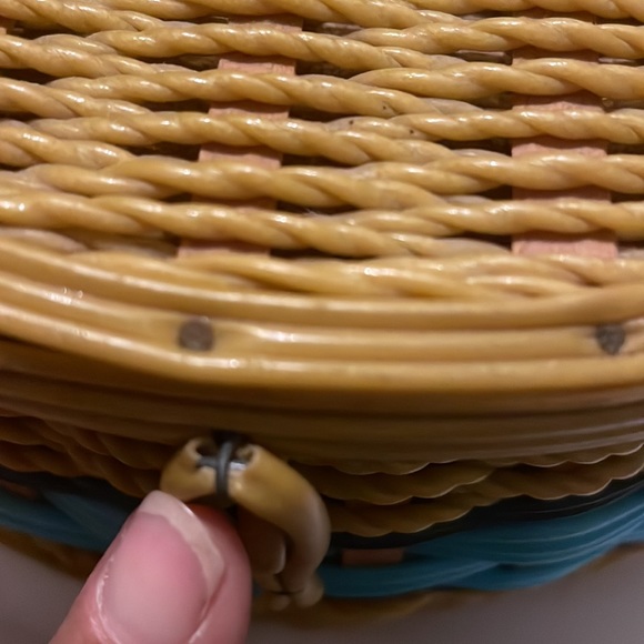 Vintage sewing basket - Picture 6 of 11